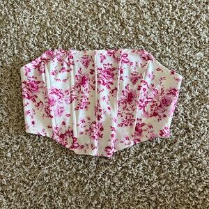 SHEIN Pink Floral Crop Top